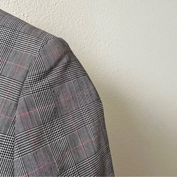 Yves Saint Laurent Yves Saint Laurent - Picture 13 of 14